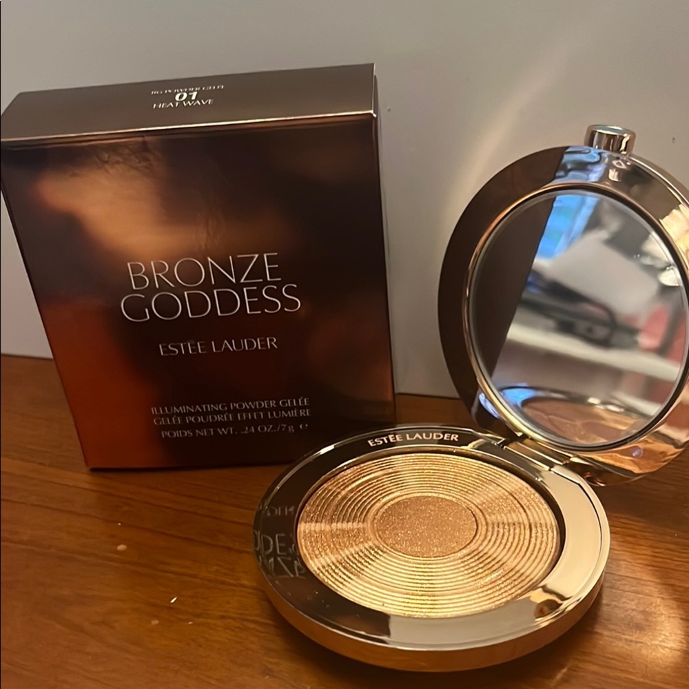 Estee Lauder Bronze Goddess Illuminating Powder Gelee